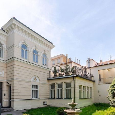 Willa Unique Location With Hot-Tub, Terrace And Garden Praga Zewnętrze zdjęcie