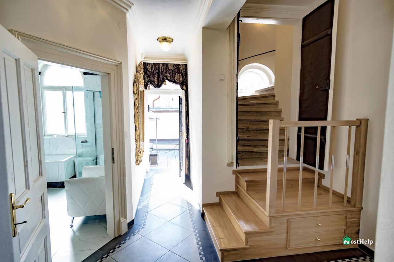Villa With Hot-Tub, Terrace And Garden, Wenceslass Square Praga Zewnętrze zdjęcie